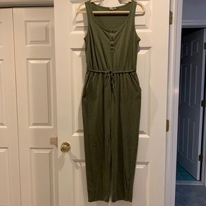 Gap olive green casual drawstring jumpsuit NWOT